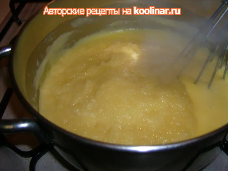 Песочный торт с яблочным кремом "розы": шаг 4