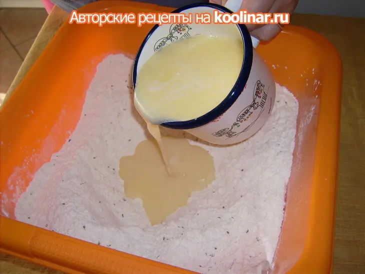 Булочки с семенами аниса "колоски" и "розочки": шаг 2