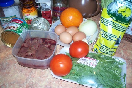 Теплый салат из  куриной печенки с яйцом "пашот": шаг 1