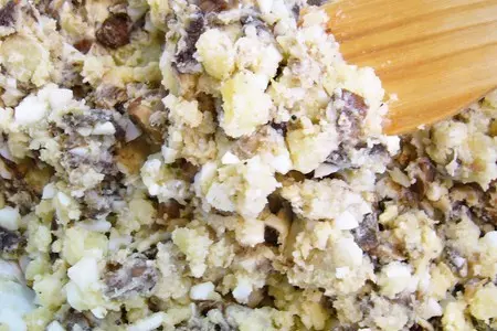 Пирог с картофелем, грибами и яйцами "кулинар": шаг 3