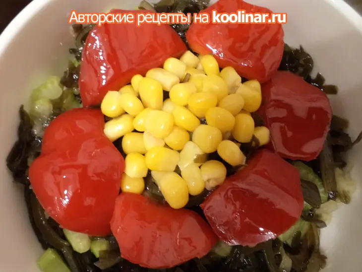 Салат из морской капусты "красный цветок!": шаг 4