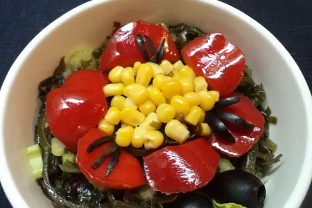 Салат из морской капусты "красный цветок!": шаг 6