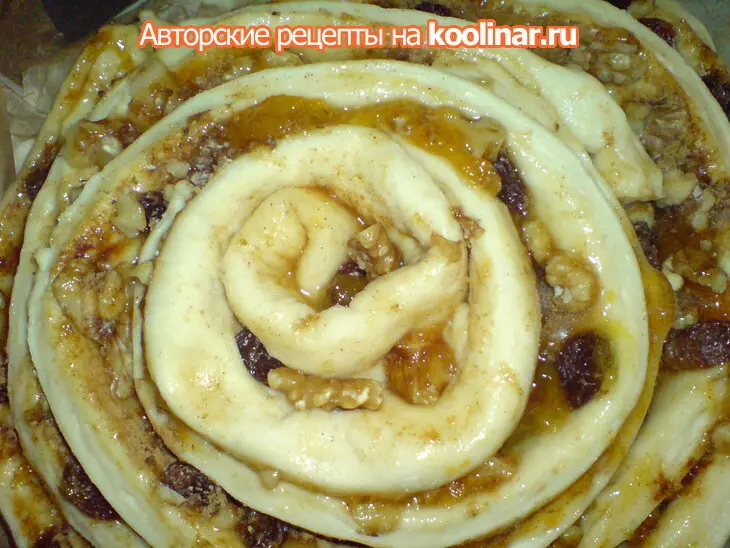 Сдобная витая булка  "цветок": шаг 5