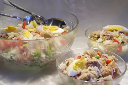 Рисовый салат с тунцом: шаг 4