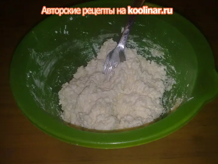Сырники с кремовой начинкой: шаг 1