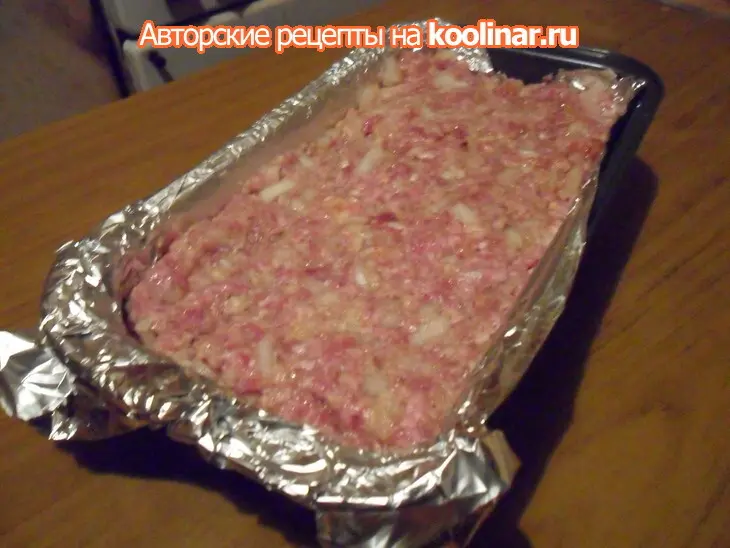 Мясной хлебец с помидорками черри: шаг 3