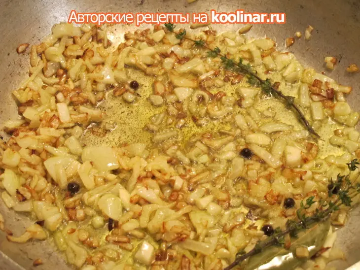 Осьминог   тушёный в томатах  с картошкой. португальские  мотивы.: шаг 4