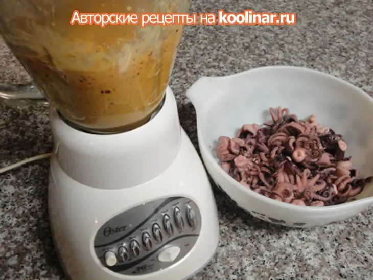 Осьминоги с чесноком в миндальном соусе по испански: шаг 5