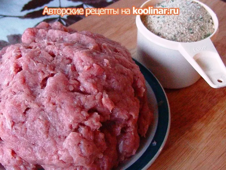 Индюшиный рулет с беконом, сушеными томатами и каперсами: шаг 3