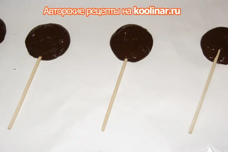 Шоколадные "лоллипопы": шаг 3