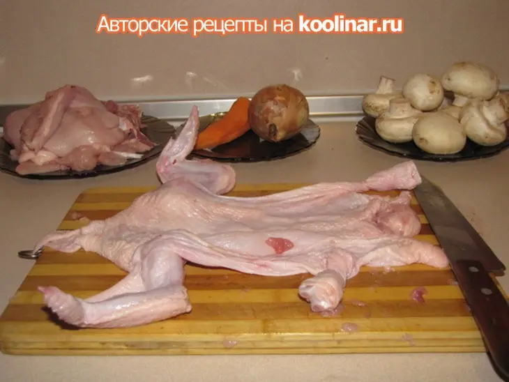 Курица фаршированная блинами.: шаг 2