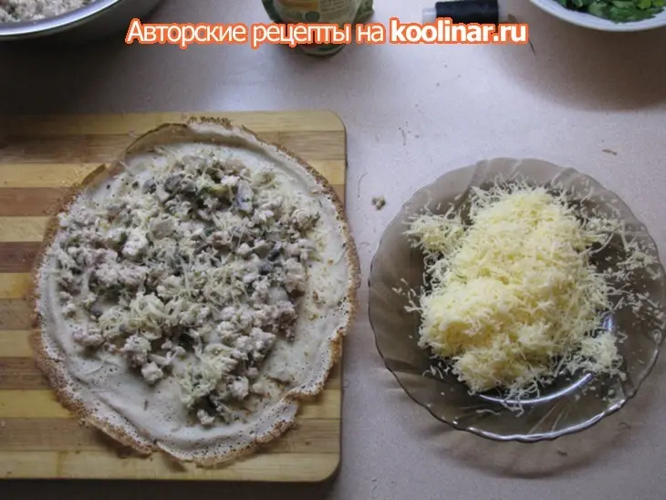 Курица фаршированная блинами.: шаг 4
