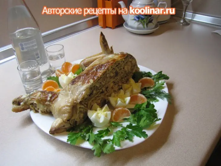 Курица фаршированная блинами.: шаг 9