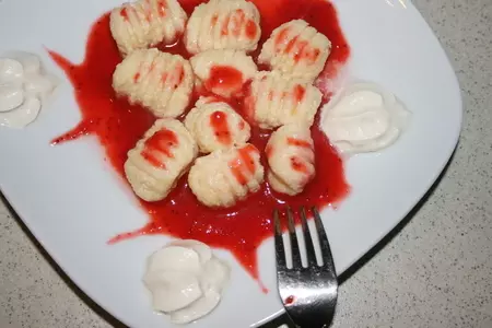 Ньокки из творога с клубничным соусом: шаг 9