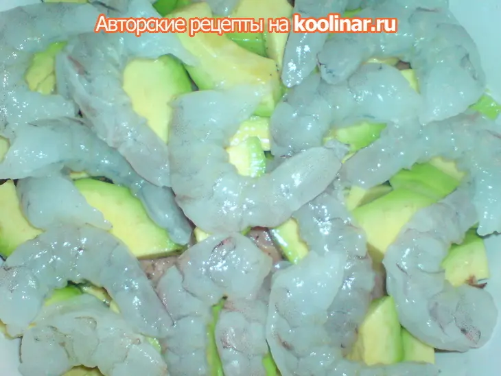 Рыба, запеченная с креветками и авокадо: шаг 4