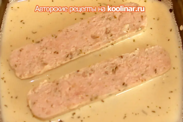 Куриная колбаса с двумя соусами: шаг 8