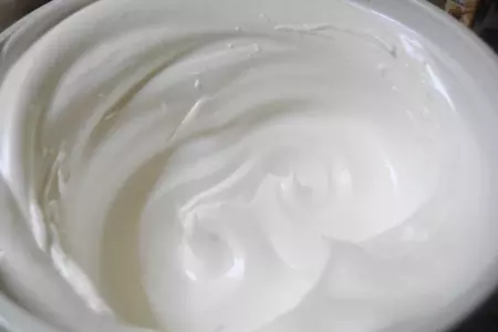 Шоколадные маффины в белой шубке: шаг 9