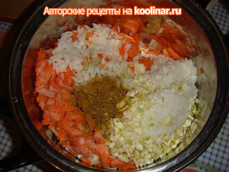 Курица, фаршированная рисом и овощами, запеченная в рукаве.: шаг 5