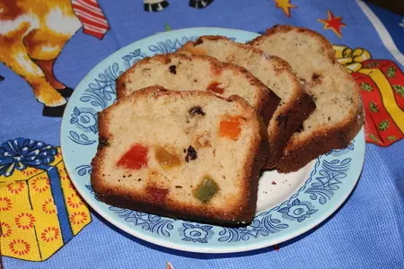 Творожный кексик с цукатами и изюмом: шаг 4