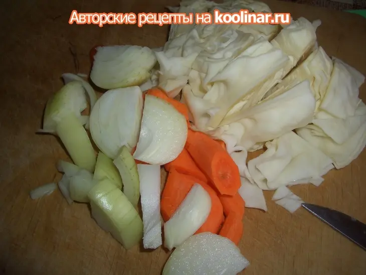 Котлеты из горбуши с капустой и овсяными хлопьями: шаг 2