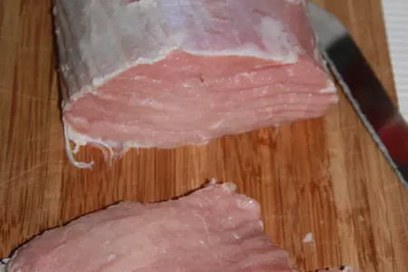 Свинина рождественская или "меню три  поросёнка" из одного куска мяса (дуэль): шаг 2