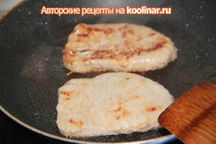 Свинина рождественская или "меню три  поросёнка" из одного куска мяса (дуэль): шаг 3