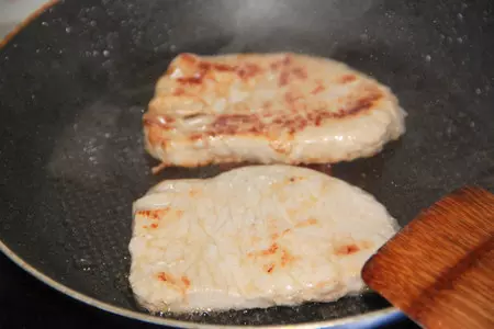 Свинина рождественская или "меню три  поросёнка" из одного куска мяса (дуэль): шаг 3