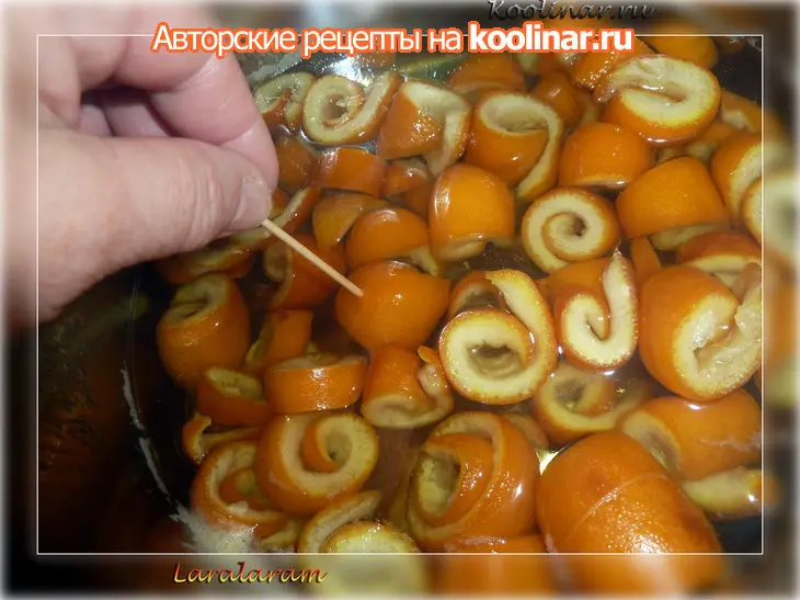 Варенье зимнее из корок апельсиновые завитки: шаг 6