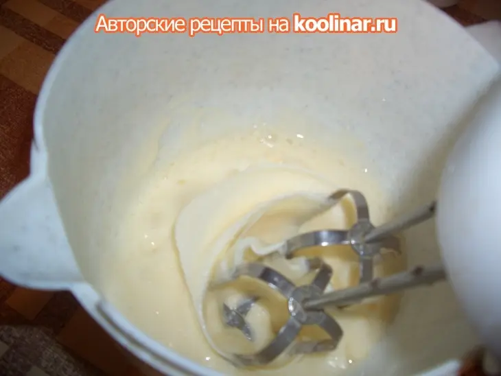 Орехово-овсяной пирог с ягодами: шаг 5