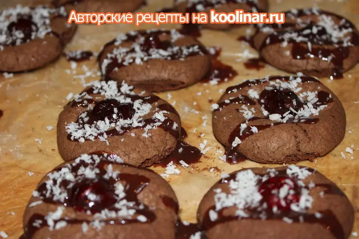 Шоколадное печенье с сушеной вишней: шаг 2