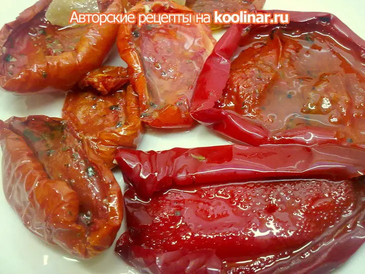 Куриные желудочки, шампиньоны и вяленые овощи.: шаг 3
