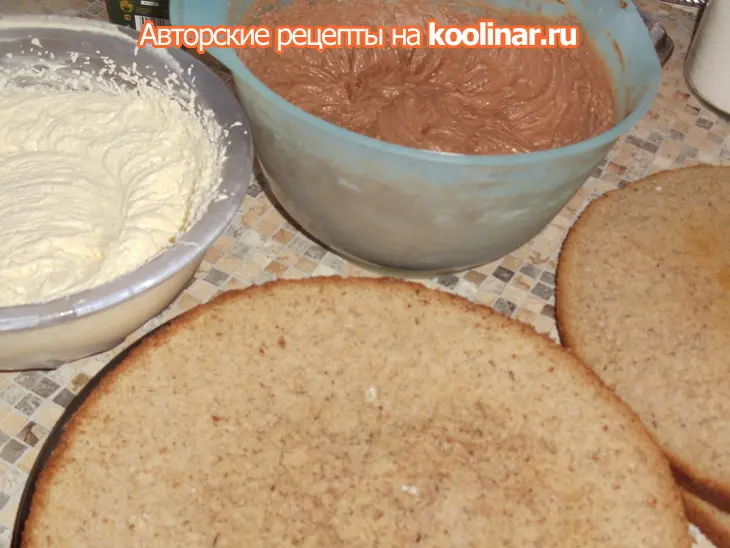Шахматный торт с орехами и шоколадом: шаг 5