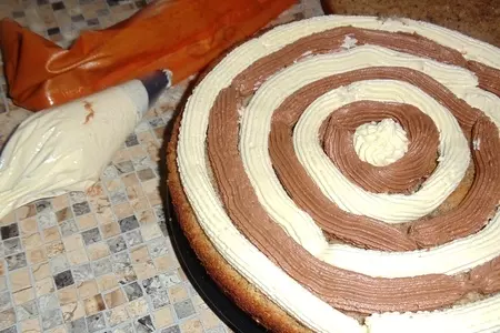 Шахматный торт с орехами и шоколадом: шаг 7