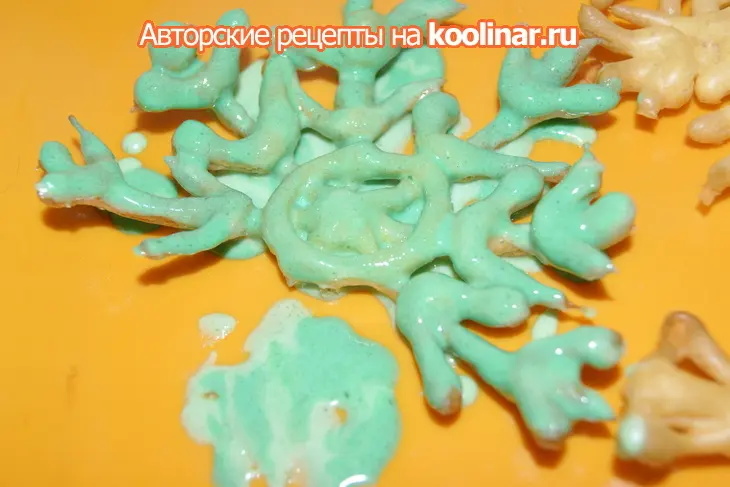 Ёлочка из заварного теста: шаг 3