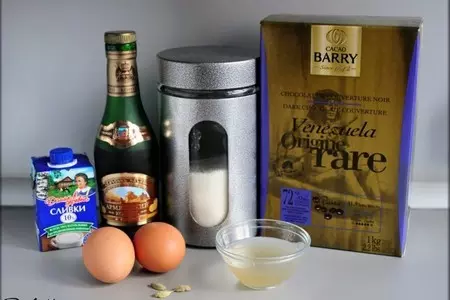 Шоколадно-коньячный мусс с сырным кремом и пряной вишней "зимний вечер".: шаг 2
