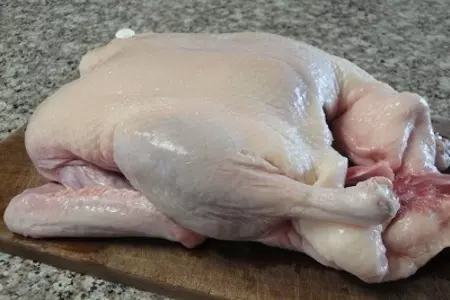 Запечённая утка в сливовом соусе: шаг 1