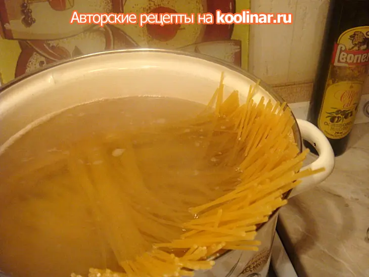 Спагетти с индейкой и простым соусом: шаг 3