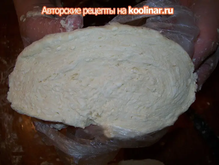 Пирог из слоённого теста с рыбой: шаг 2
