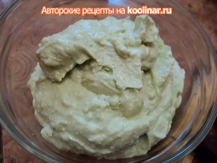 Закуска из свеклы с кремом из творожного сыра и авокадо "елочки": шаг 3
