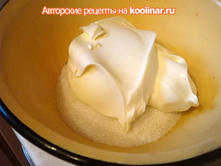 Бисквитный торт "искушение адама": шаг 5