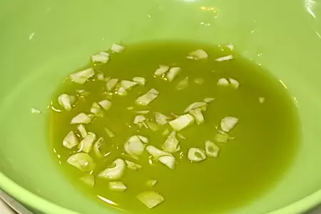 Салат из курицы с сырным соусом: шаг 3