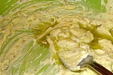 Салат из курицы с сырным соусом: шаг 6