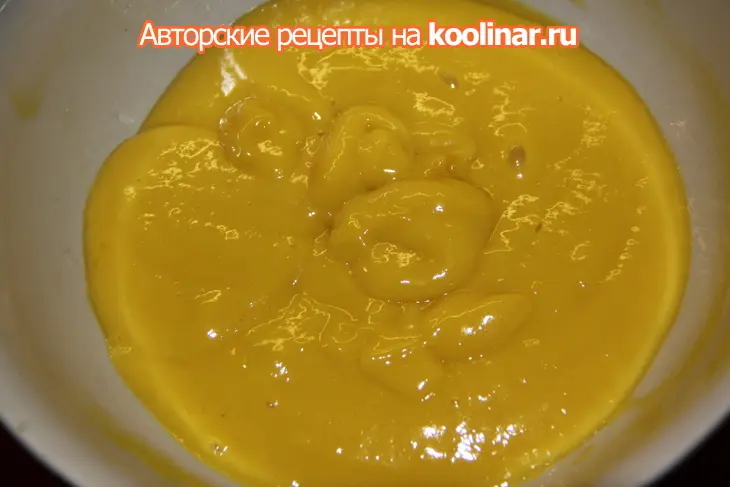Манговые макаронс: шаг 1
