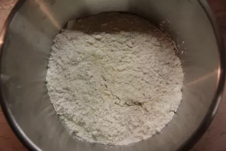 Манговые макаронс: шаг 2