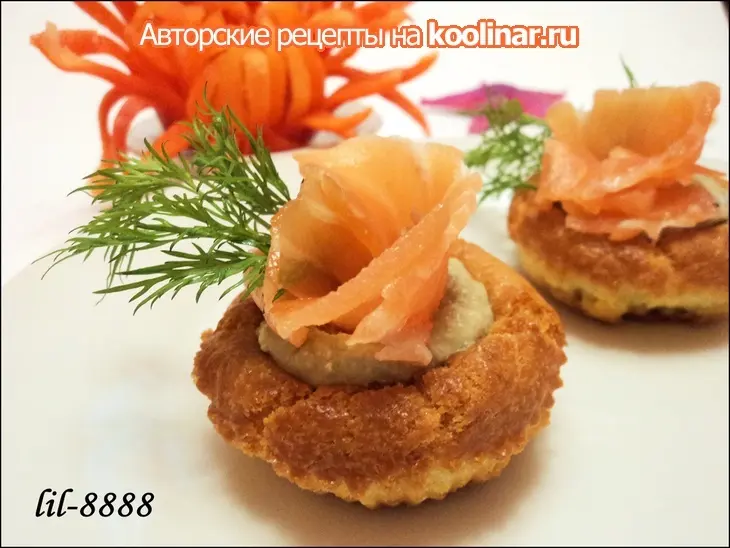 Тарталетки с творожным кремом и красной рыбой, и цветок из перца для ларисы laralaram: шаг 7