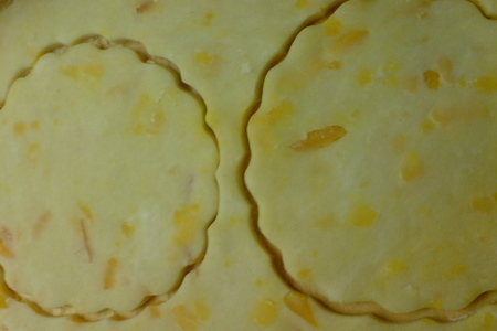 Пирожки из песочного теста с сыром и яблоками: шаг 5