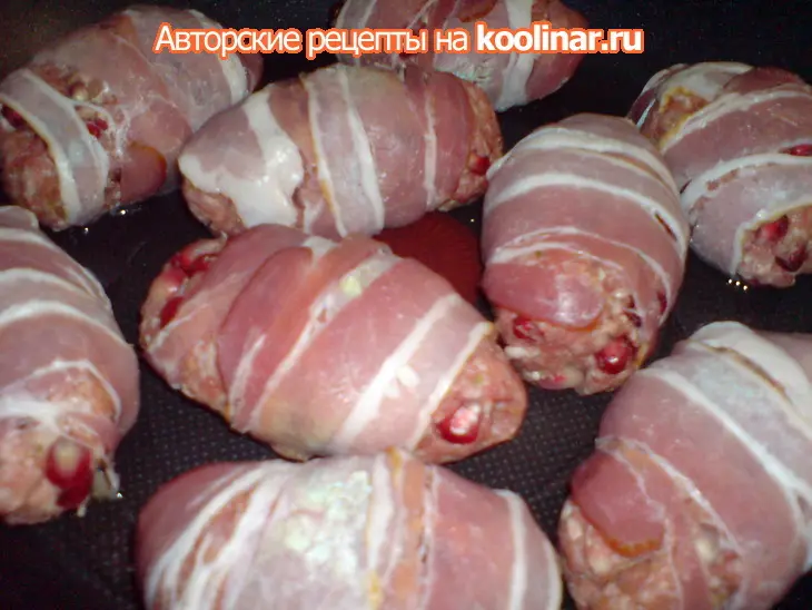 Котлеты в беконе с гранатовыми зёрнами ("ленивое" блюдо,но вкусное): шаг 5