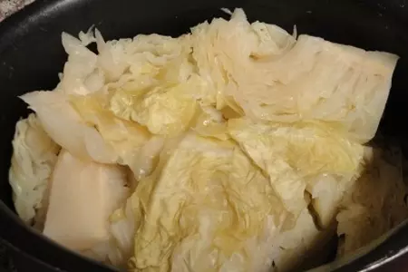 Пхали из капустных листьев: шаг 2