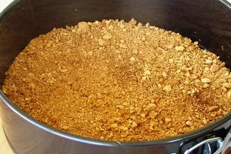 Чизкейк с кленовым сиропом и орешками: шаг 2
