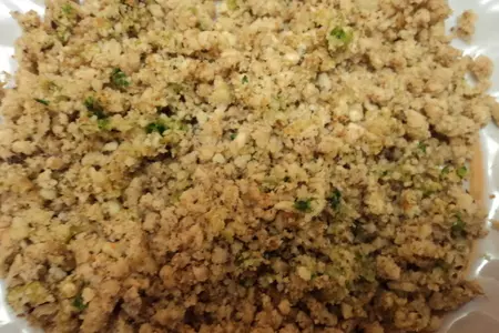 Куриное филе в ореховой корочке с мятным соусом.: шаг 2